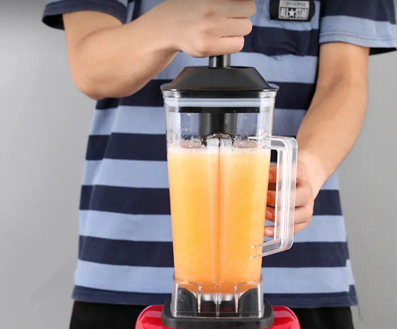 Kvalitetan Prenosivi Blender